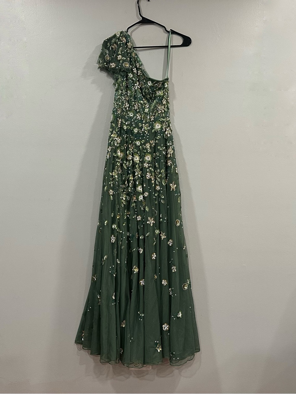 Mac Duggal 6159 Green One Shoulder Embellished A Line Gown Sz 4 NWOT